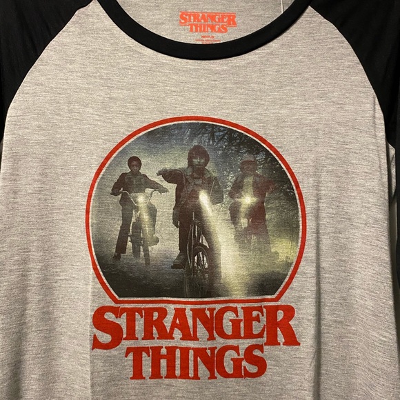 ⚫️ New Stranger Things Finding Will ringer tee - small - - Picture 3 of 6